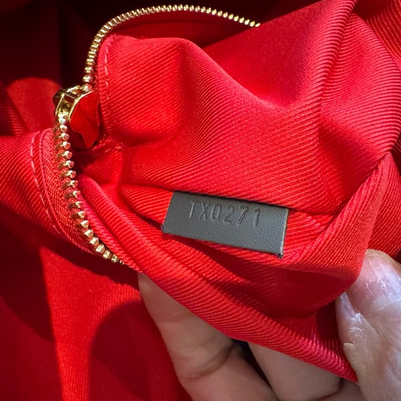 New Beautiful Louis Vuitton Damier Graceful MM. - Picture 5 of 17